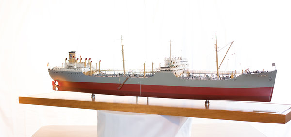 Necessary or Unnecessary TANKERS Ⅱ Skunk Works' Latest Stealthy Tanker Concept Revealed